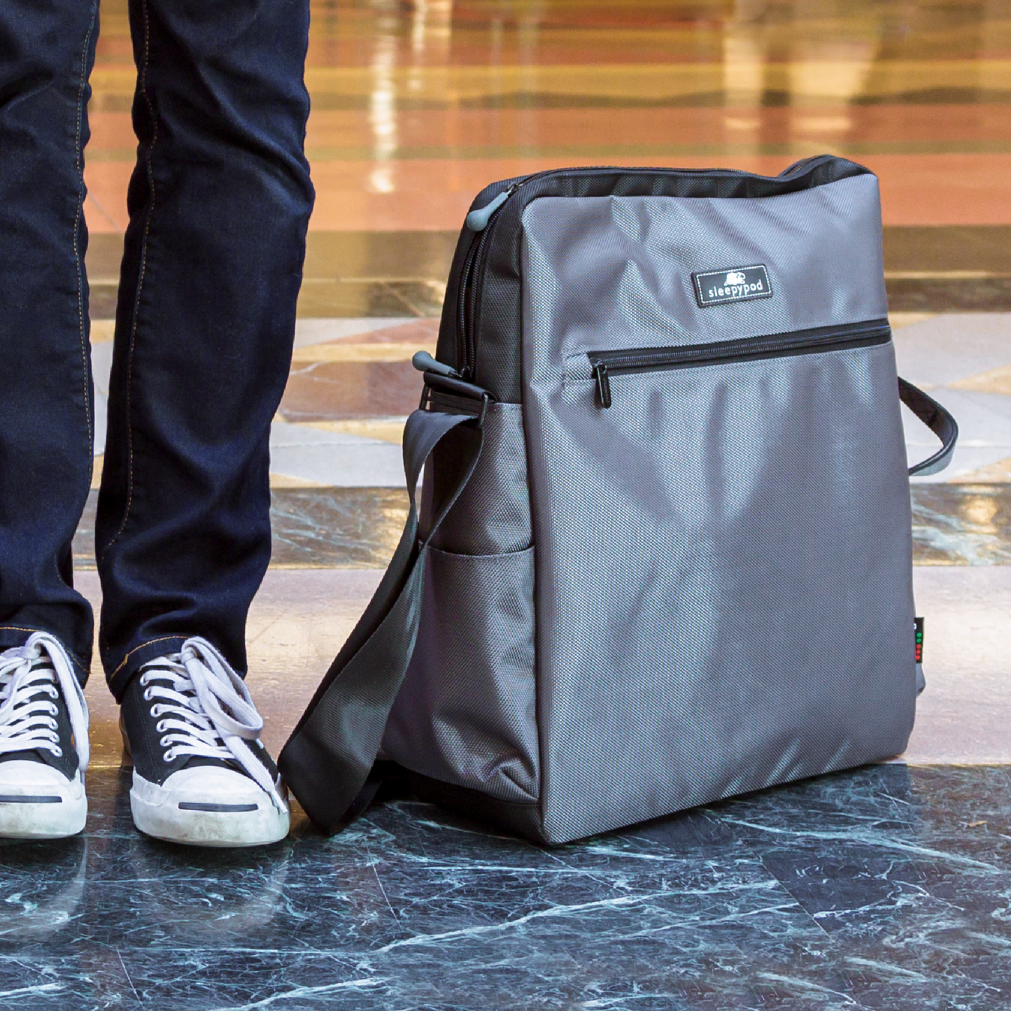 Sleepypod Go Bag organizator pentru calatorii cu pisica